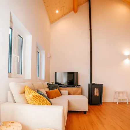 Casa Colina By Quantique 펜션 비에이라도미노