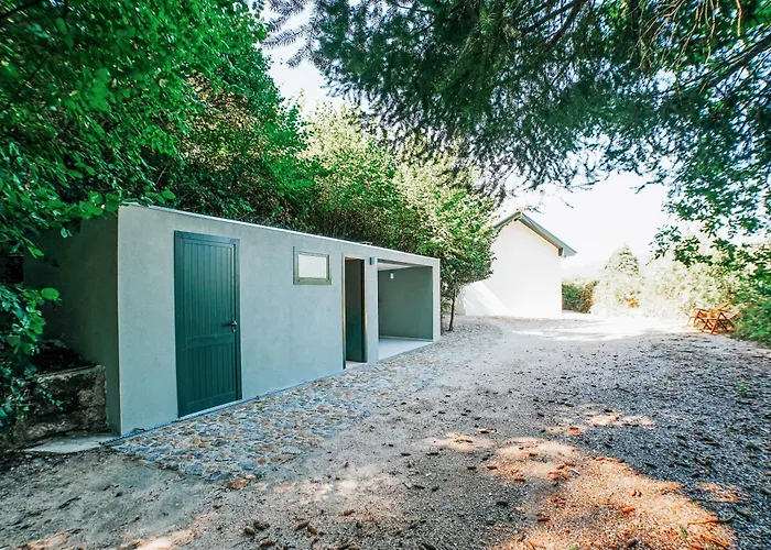 Casa Colina By Quantique Vieira do Minho